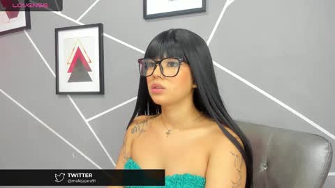 Snapshot of ashliekitty_011 chatting on 12.14.24 Ashlie online show from 12.14.24