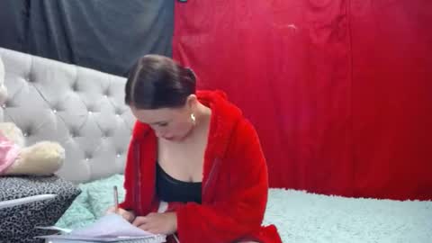 Snapshot of ashly_93 chatting on 03.19.26 engel online show from 03.19.26