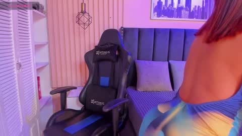 ashlye_miller_ online show from 02.23.25