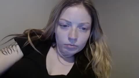 Snapshot of ashlynn5716 chatting on 10.05.25 ashlynn5716 online show from 10.05.25