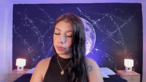 Snapshot of asiaandzoe chatting on 09.12.25 Asia and Zoe online show from 09.12.25