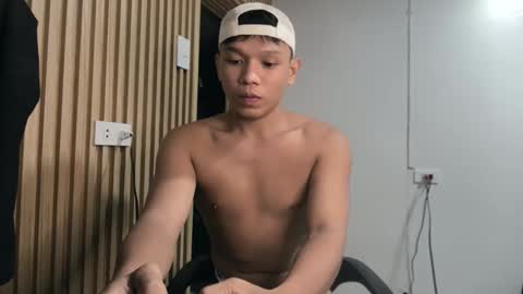 Snapshot of asian_calid22xx chatting on 06.06.26 asian_calid22xx online show from 06.06.26