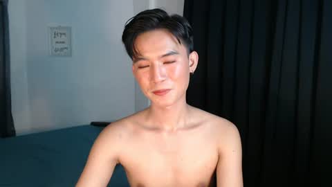 Snapshot of asian_cutiebaexx chatting on 07.08.26 Pat online show from 07.08.26
