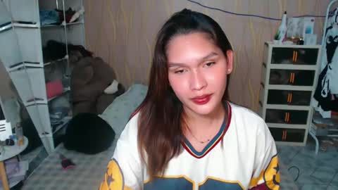 Snapshot of asian_glamm chatting on 04.06.26 ANITA online show from 04.06.26
