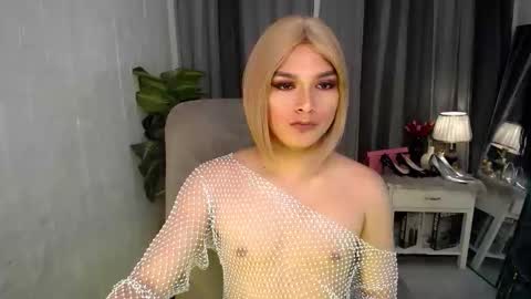 asian_handsomexx online show from 04.16.26