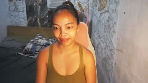 Snapshot of asian_janeth chatting on 04.24.26 im janeth single mom online show from 04.24.26