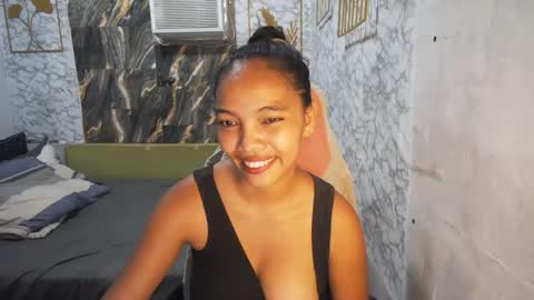 Snapshot of asian_janeth chatting on 05.08.26 im janeth single mom online show from 05.08.26
