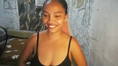 Snapshot of asian_janeth chatting on 05.27.26 im janeth single mom online show from 05.27.26