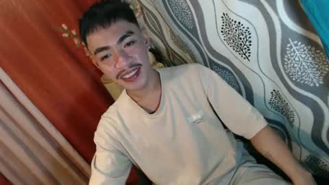 Snapshot of asian_kimxxx chatting on 01.18.25 don online show from 01.18.25