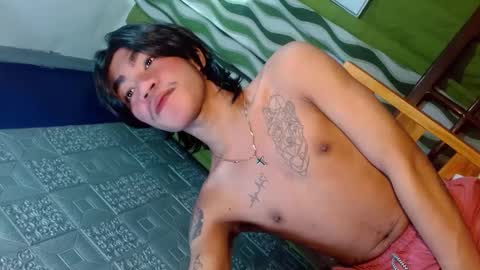 Snapshot of asian_kimxxx chatting on 02.13.25 don online show from 02.13.25