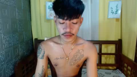 Snapshot of asian_kimxxx chatting on 10.14.25 don online show from 10.14.25