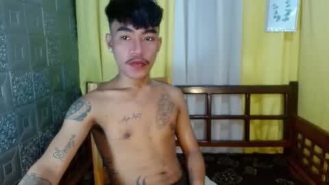 Snapshot of asian_kimxxx chatting on 10.23.25 don online show from 10.23.25