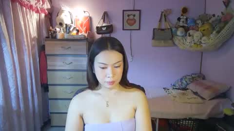 Snapshot of asian_llory chatting on 03.18.26 asian_llory online show from 03.18.26