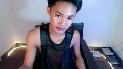 asian_lover05 online show from 03.04.26