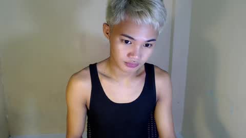 Snapshot of asian_lover05 chatting on 07.17.26 asian_lover05 online show from 07.17.26