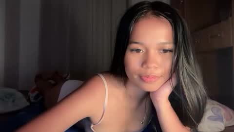 asian_mikyla online show from 11.04.25