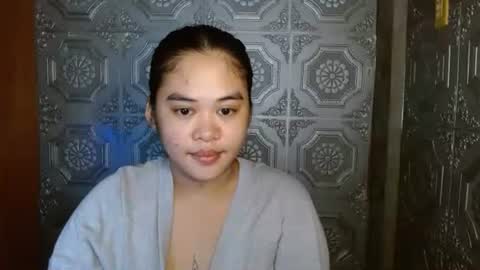 Snapshot of asian_nova chatting on 10.19.25 asian_nova online show from 10.19.25