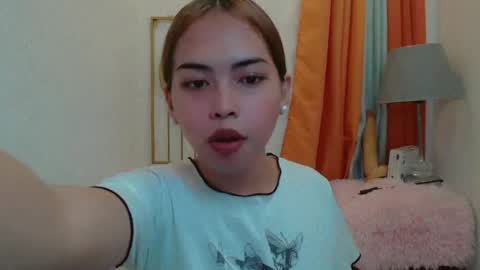Snapshot of asian_pinay_oldlover chatting on 07.03.26 Angel online show from 07.03.26