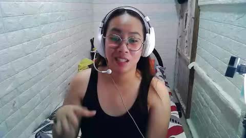 Trixie online show from 10.12.25