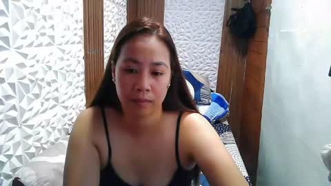 Snapshot of asian_sexydimples chatting on 07.05.26 Trixie online show from 07.05.26