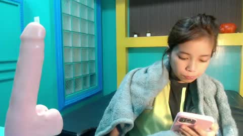 Snapshot of asian_slade chatting on 06.13.26 asian_slade online show from 06.13.26