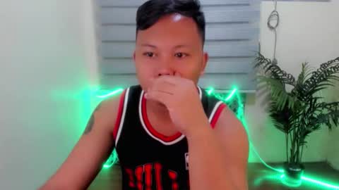 Snapshot of asianblackmen chatting on 12.20.25 JEXX online show from 12.20.25