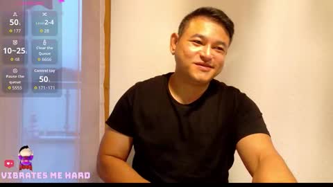 Snapshot of asianboy_sunny chatting on 09.23.25 AsianBoy Sunny online show from 09.23.25