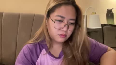 Snapshot of asianbunny10 chatting on 06.08.26 Curvy online show from 06.08.26