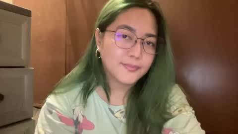 Snapshot of asianbunny10 chatting on 06.13.26 Curvy online show from 06.13.26