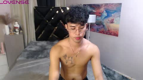 asiancum_peter online show from 09.14.25