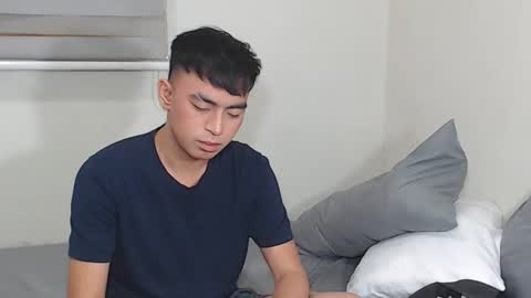 Snapshot of asiancummer_bry69 chatting on 01.14.25 Bry online show from 01.14.25