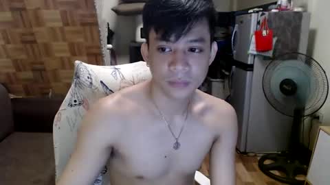 asiandreamboyx online show from 12.17.24