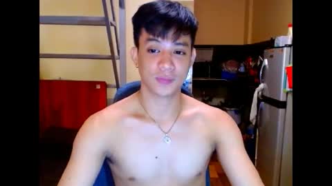 Snapshot of asiandreamboyx chatting on 04.21.26 asiandreamboyx online show from 04.21.26