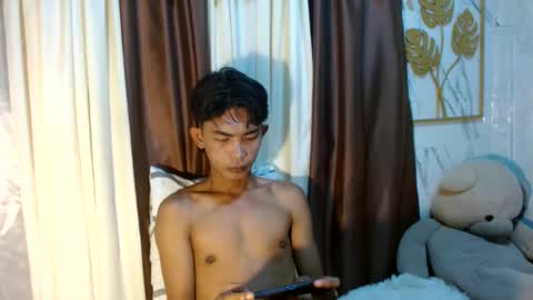 Nico online show from 10.15.25