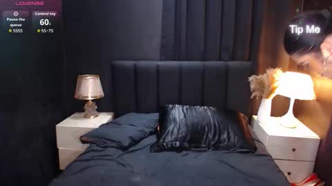 Snapshot of asianhugecock_kimmy chatting on 09.08.25 Kimy online show from 09.08.25