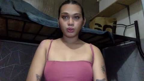 Snapshot of asianhugecockjulia1 chatting on 07.26.26 JULIA online show from 07.26.26