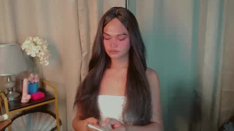 Snapshot of asiankianna chatting on 11.29.25 Kianna online show from 11.29.25