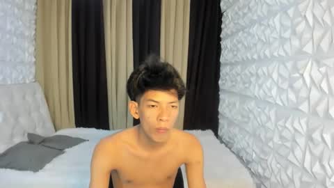 Snapshot of asiankingfucker chatting on 05.26.26 asiankingfucker online show from 05.26.26