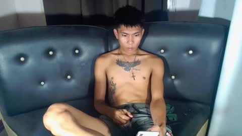 Snapshot of asianplayboyx chatting on 02.27.25 mark online show from 02.27.25