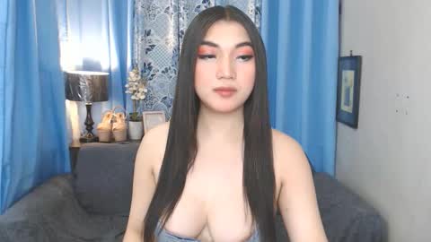 Snapshot of asiansexxy_wildtrans chatting on 04.15.26 Nina online show from 04.15.26