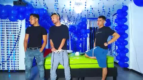 Snapshot of asmodeus7100 chatting on 12.13.24 THOMAS AND DAMIAND online show from 12.13.24