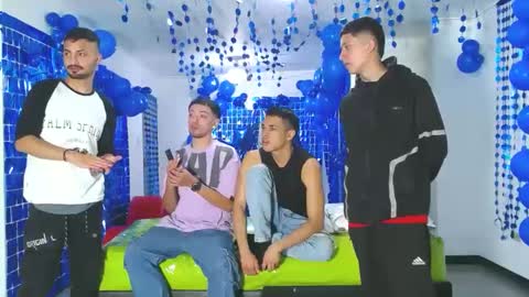 Snapshot of asmodeus7100 chatting on 12.28.24 THOMAS AND DAMIAND online show from 12.28.24