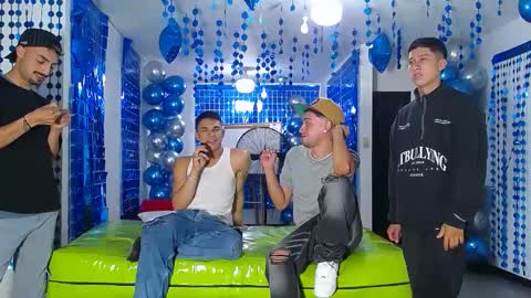 Snapshot of asmodeus7100 chatting on 01.17.25 THOMAS AND DAMIAND online show from 01.17.25