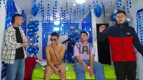 Snapshot of asmodeus7100 chatting on 01.19.25 THOMAS AND DAMIAND online show from 01.19.25