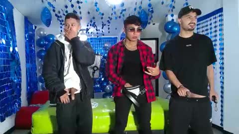 Snapshot of asmodeus7100 chatting on 01.24.25 THOMAS AND DAMIAND online show from 01.24.25