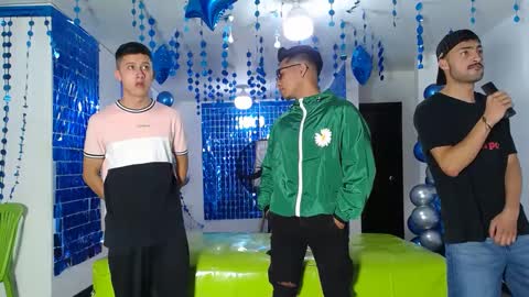 Snapshot of asmodeus7100 chatting on 02.14.25 THOMAS AND DAMIAND online show from 02.14.25