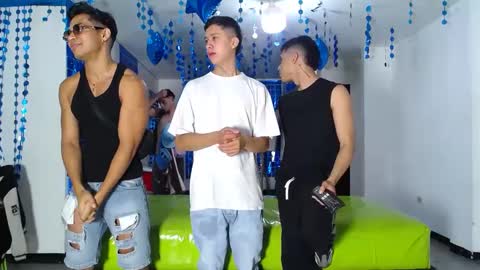 Snapshot of asmodeus7100 chatting on 02.21.25 THOMAS AND DAMIAND online show from 02.21.25