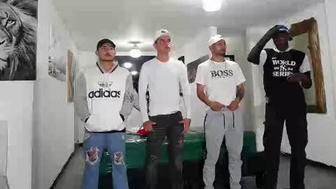 Snapshot of asmodeus7100 chatting on 09.19.25 THOMAS AND DAMIAND online show from 09.19.25