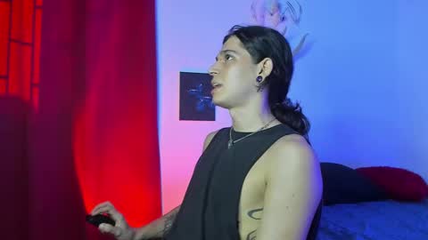 Snapshot of asmodeuszz chatting on 12.08.24 asmodeuszz online show from 12.08.24