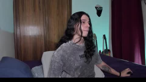 Snapshot of asmodeuszz chatting on 10.16.25 asmodeuszz online show from 10.16.25